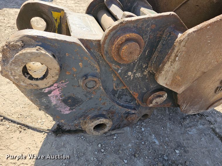 image for item MI9445 Esco  26" W excavator bucket with quick coupler