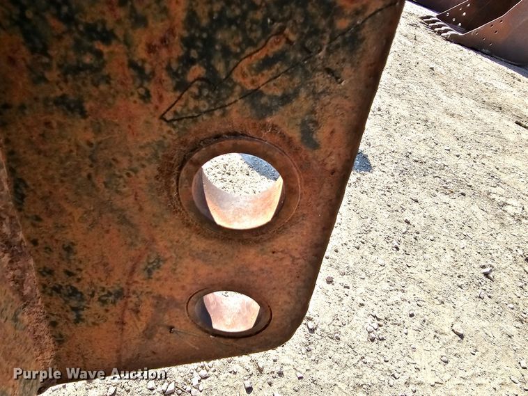 image for item MI9446 16" W backhoe bucket