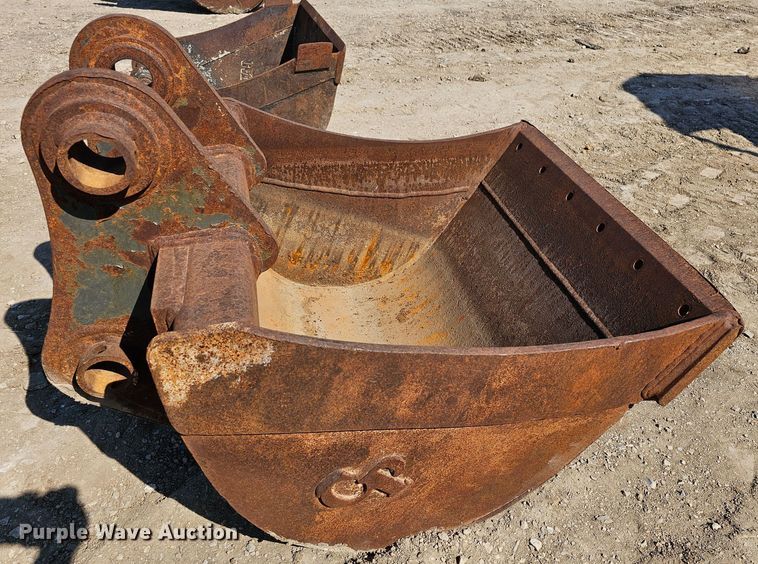 image for item MI9449 CP  38" W excavator bucket