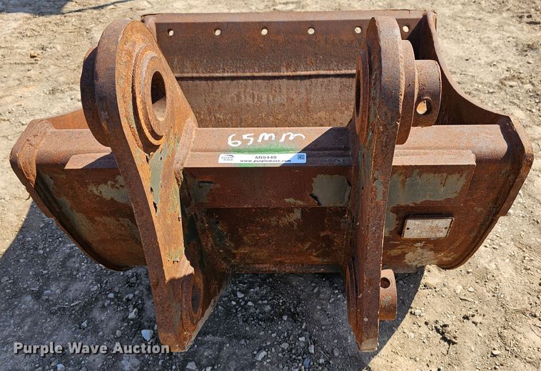 image for item MI9449 CP  38" W excavator bucket