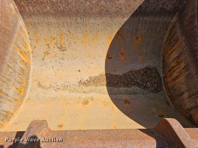 image for item MI9449 CP  38" W excavator bucket