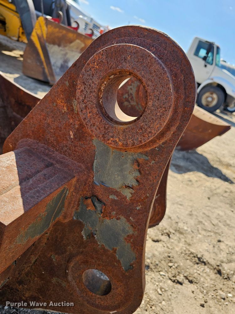 image for item MI9449 CP  38" W excavator bucket