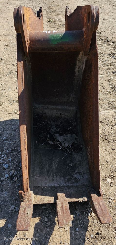 image for item MI9452 16" W backhoe bucket