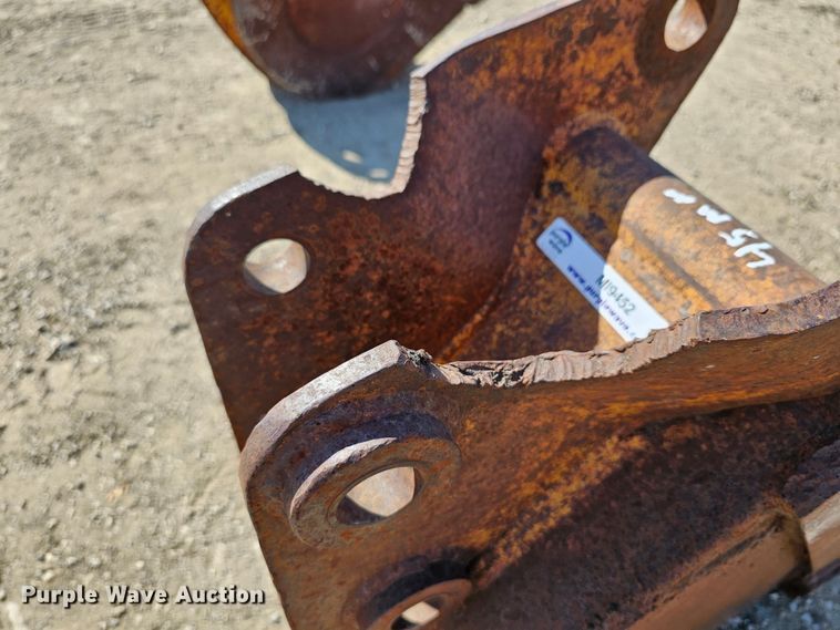 image for item MI9452 16" W backhoe bucket