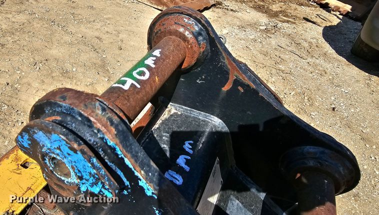 image for item MI9453 18" W backhoe bucket