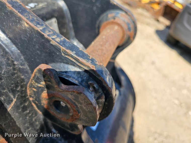 image for item MI9453 18" W backhoe bucket