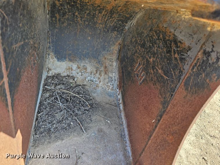 image for item MI9453 18" W backhoe bucket