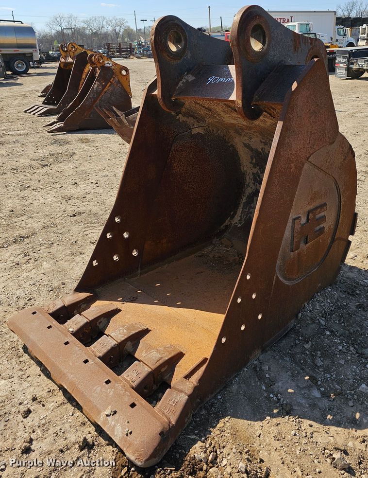 image for item MI9454 John Deere  40" W excavator bucket