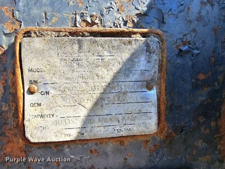 image for item MI9454 John Deere  40" W excavator bucket