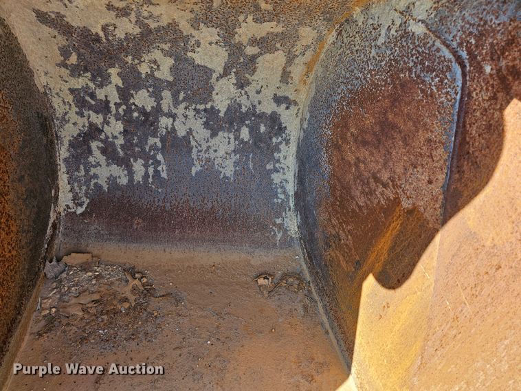 image for item MI9454 John Deere  40" W excavator bucket