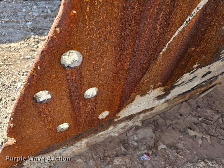 image for item MI9459 42" W excavator bucket