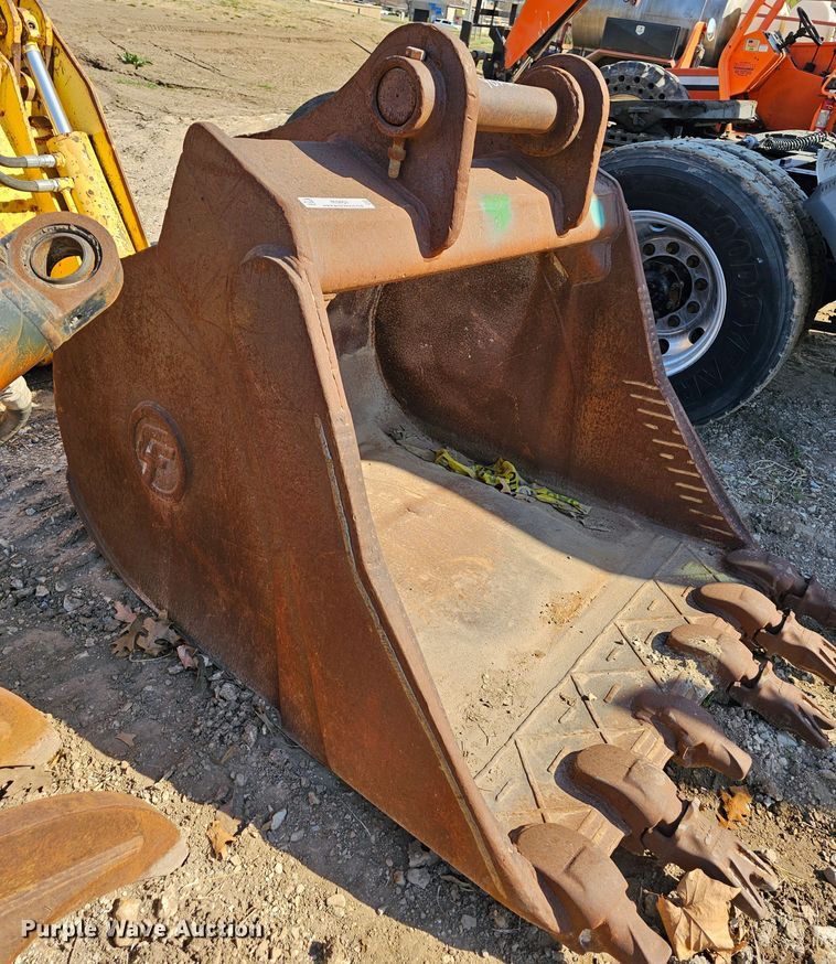 image for item MI9461 49.5" W excavator bucket