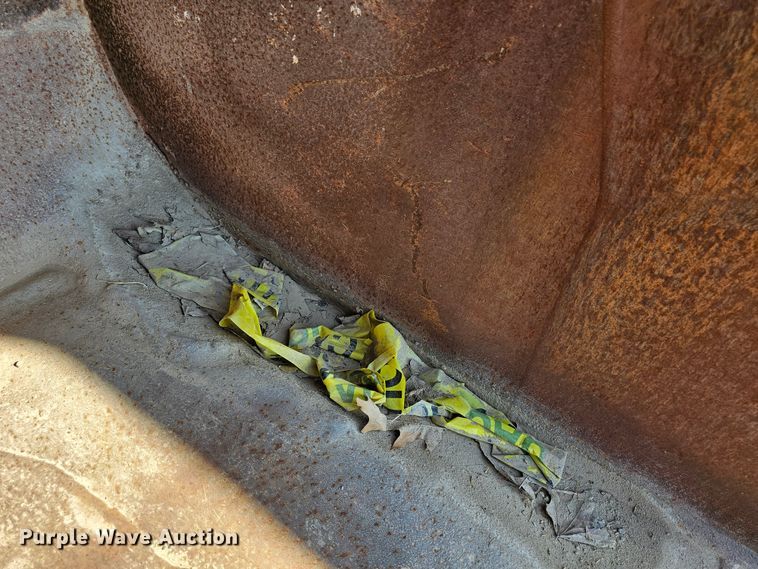 image for item MI9461 49.5" W excavator bucket