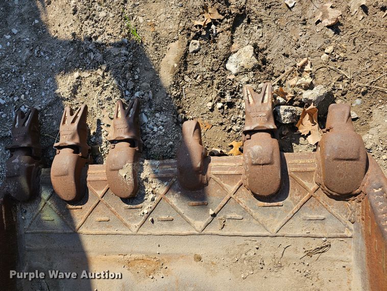 image for item MI9461 49.5" W excavator bucket