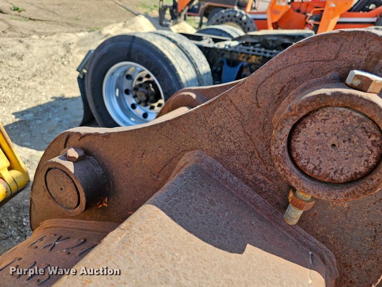 image for item MI9461 49.5" W excavator bucket