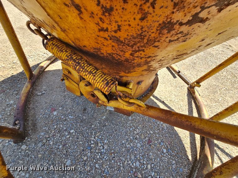 image for item MI9509 Gar-Bro  concrete bucket