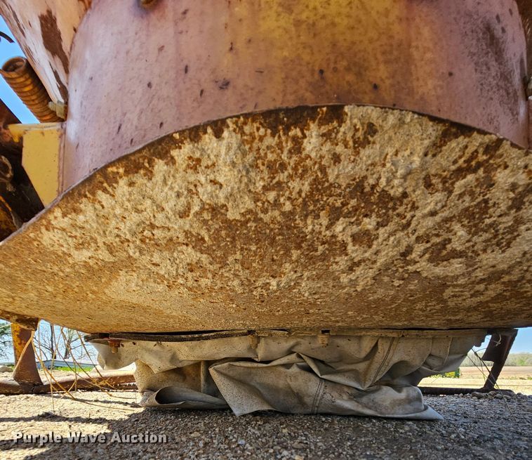 image for item MI9509 Gar-Bro  concrete bucket