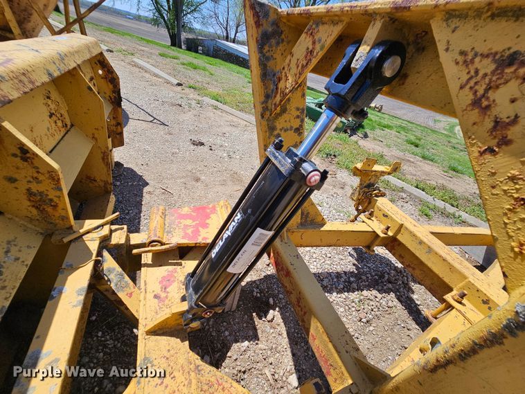 image for item MI9510 Leon  10'W dozer blade