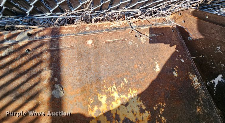 image for item MI9520 62" W skid steer bucket