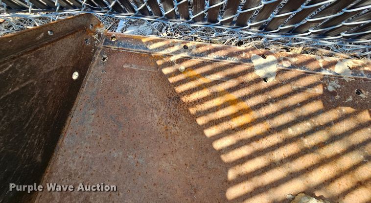 image for item MI9520 62" W skid steer bucket