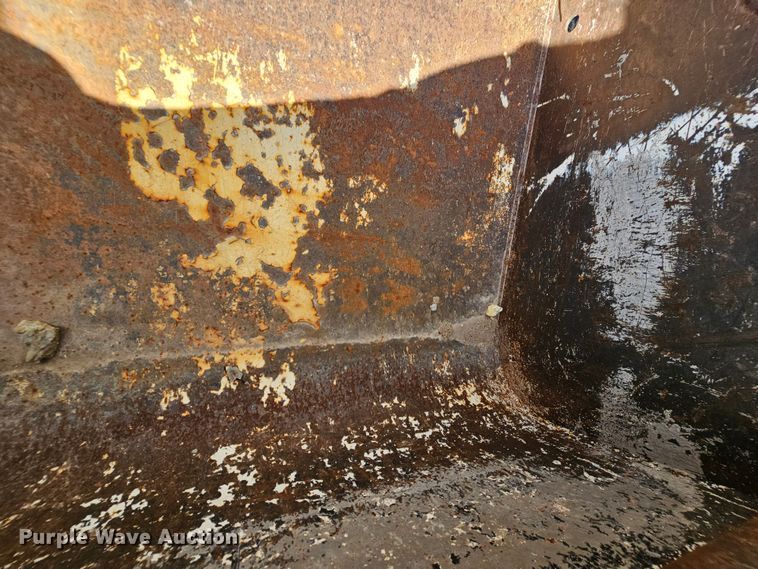 image for item MI9520 62" W skid steer bucket