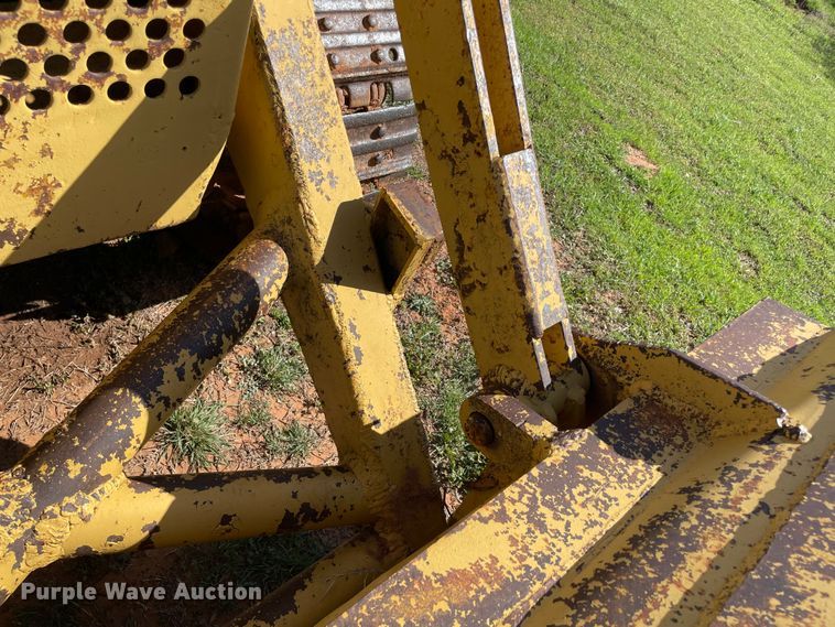 image for item MM9489 Tracto Shovel TS-5  track loader