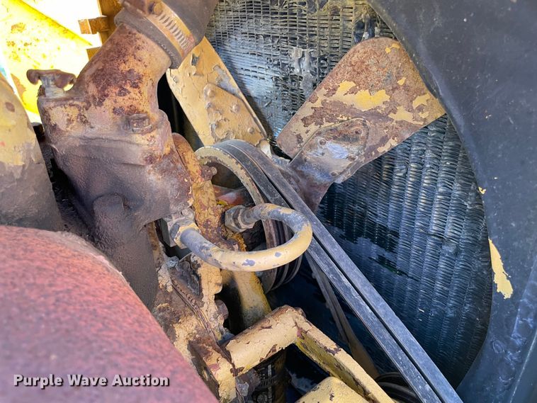 image for item MM9489 Tracto Shovel TS-5  track loader