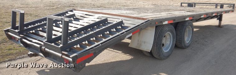 image for item MO9587 1999 PJ  equipment trailer