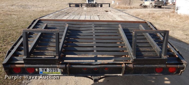 image for item MO9587 1999 PJ  equipment trailer