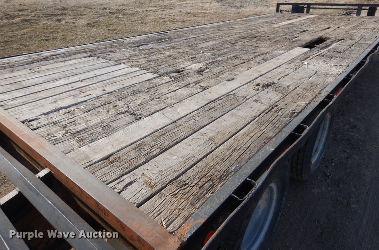 image for item MO9587 1999 PJ  equipment trailer