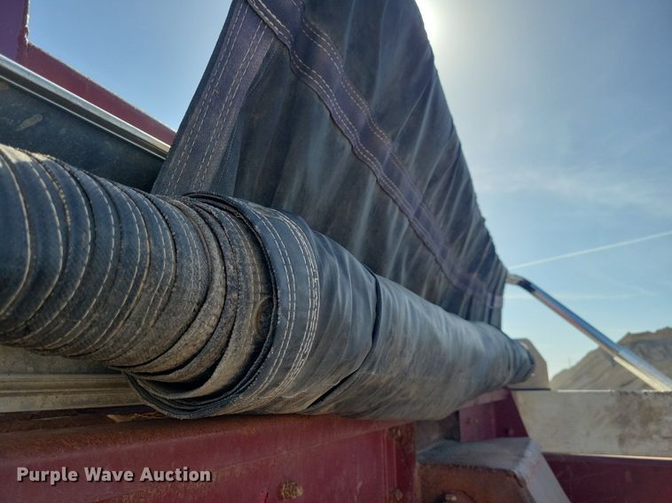 image for item MO9628 2006 Sterling LT9500  dump truck