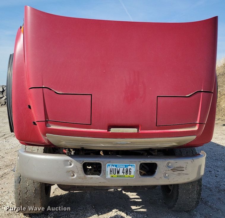 image for item MO9628 2006 Sterling LT9500  dump truck