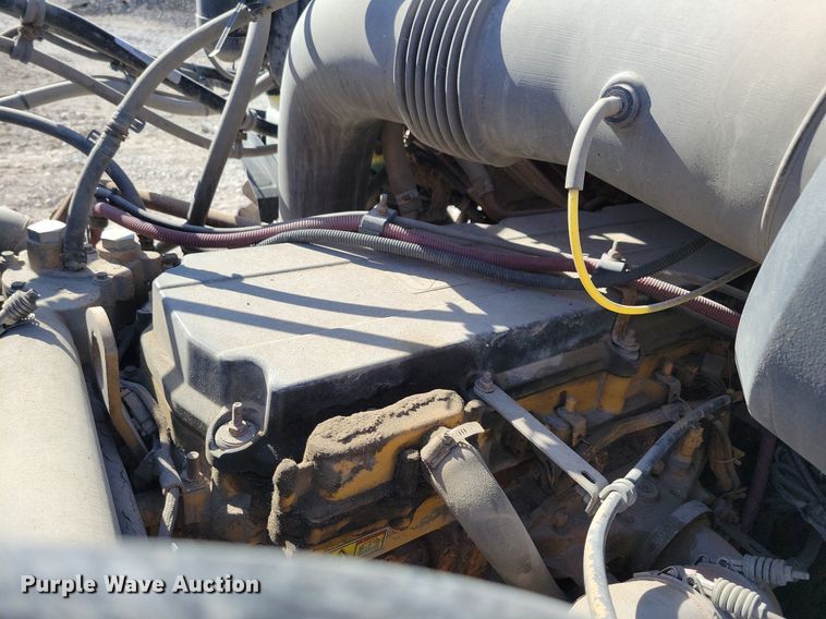 image for item MO9628 2006 Sterling LT9500  dump truck