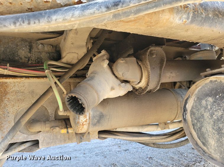 image for item MO9628 2006 Sterling LT9500  dump truck