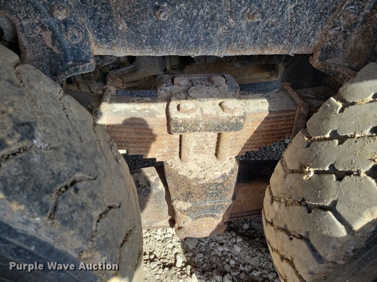 image for item MO9628 2006 Sterling LT9500  dump truck