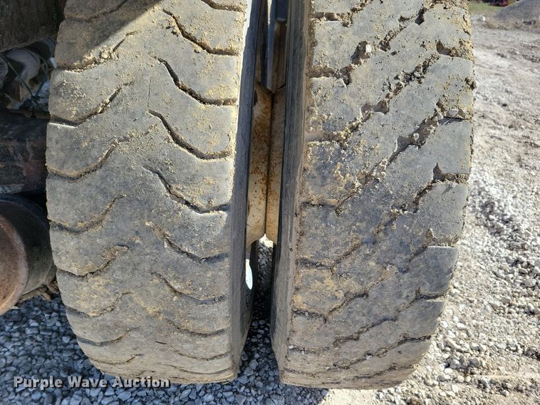 image for item MO9628 2006 Sterling LT9500  dump truck