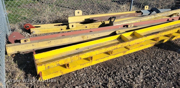 image for item MO9640 lifting and rigging equipment