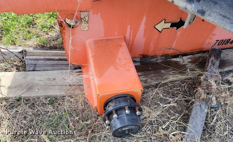 image for item MO9660 2007 JLG 600S  boom lift