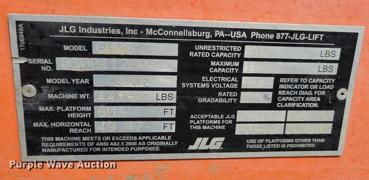 image for item MO9660 2007 JLG 600S  boom lift