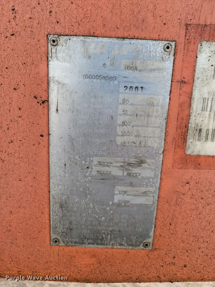 image for item MO9662 2001 JLG 800A  boom lift