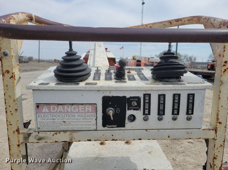 image for item MO9664 1999 Snorkel TB80  boom lift