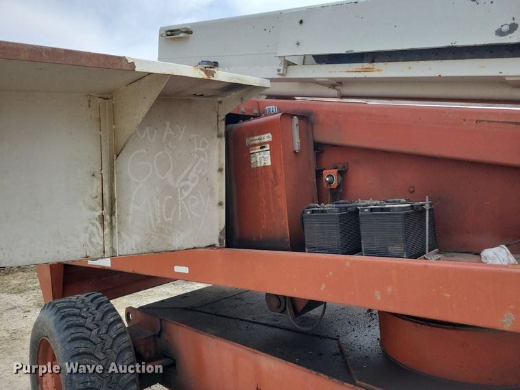 image for item MO9664 1999 Snorkel TB80  boom lift