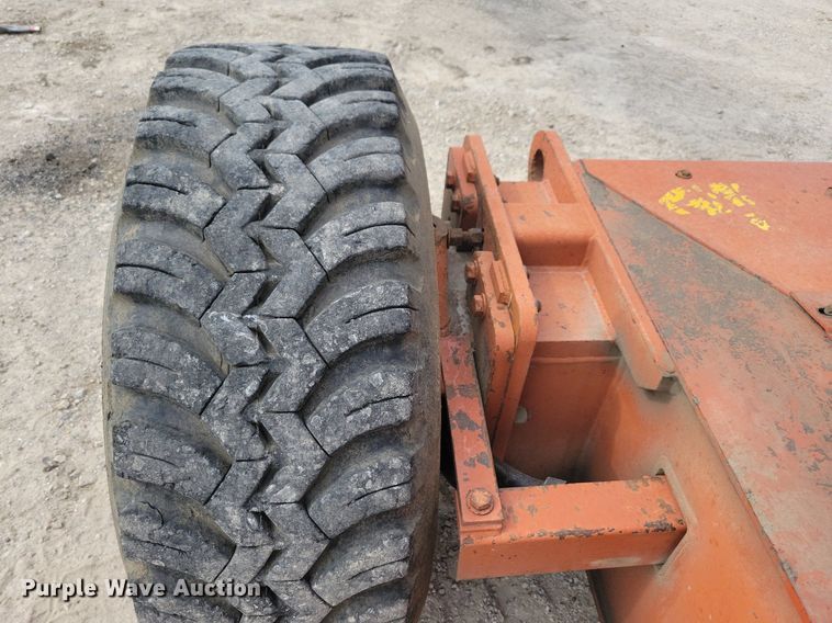 image for item MO9664 1999 Snorkel TB80  boom lift