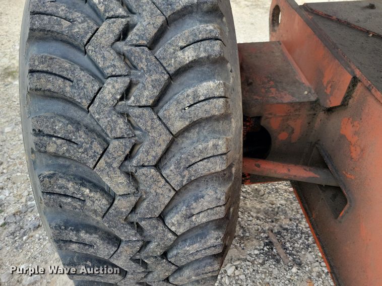 image for item MO9664 1999 Snorkel TB80  boom lift