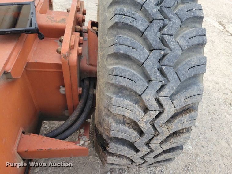 image for item MO9664 1999 Snorkel TB80  boom lift