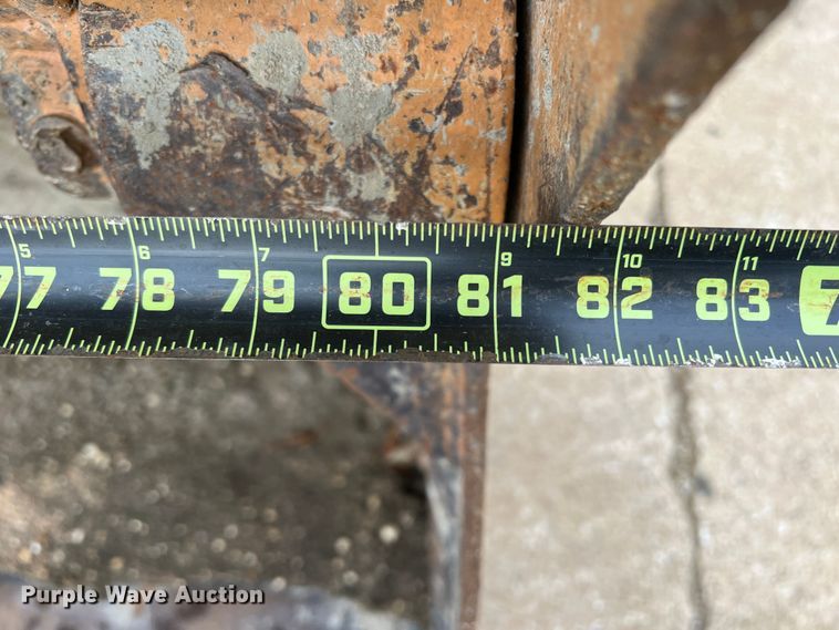 image for item MQ9867 2002 Case 570M XT  landscape tractor