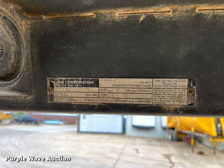 image for item MQ9867 2002 Case 570M XT  landscape tractor