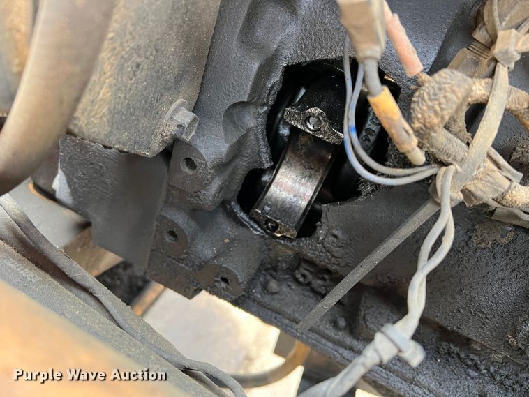 image for item MQ9867 2002 Case 570M XT  landscape tractor