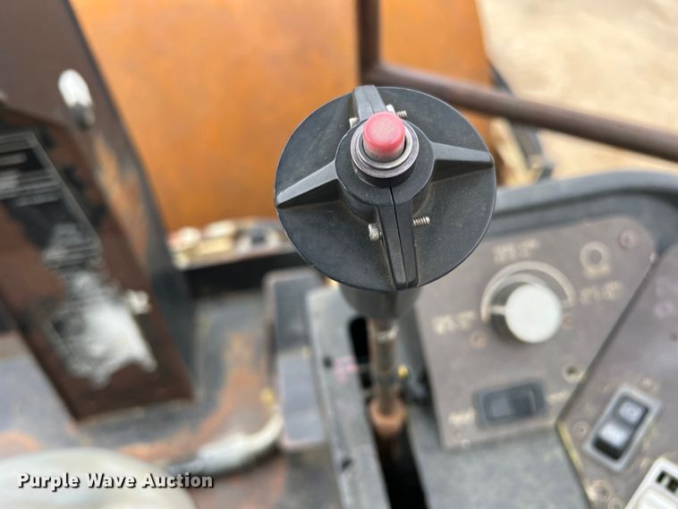 image for item MQ9868 1998 Ingersoll Rand SD100D TF  single drum vibratory roller