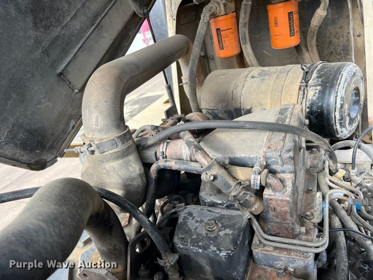 image for item MQ9868 1998 Ingersoll Rand SD100D TF  single drum vibratory roller